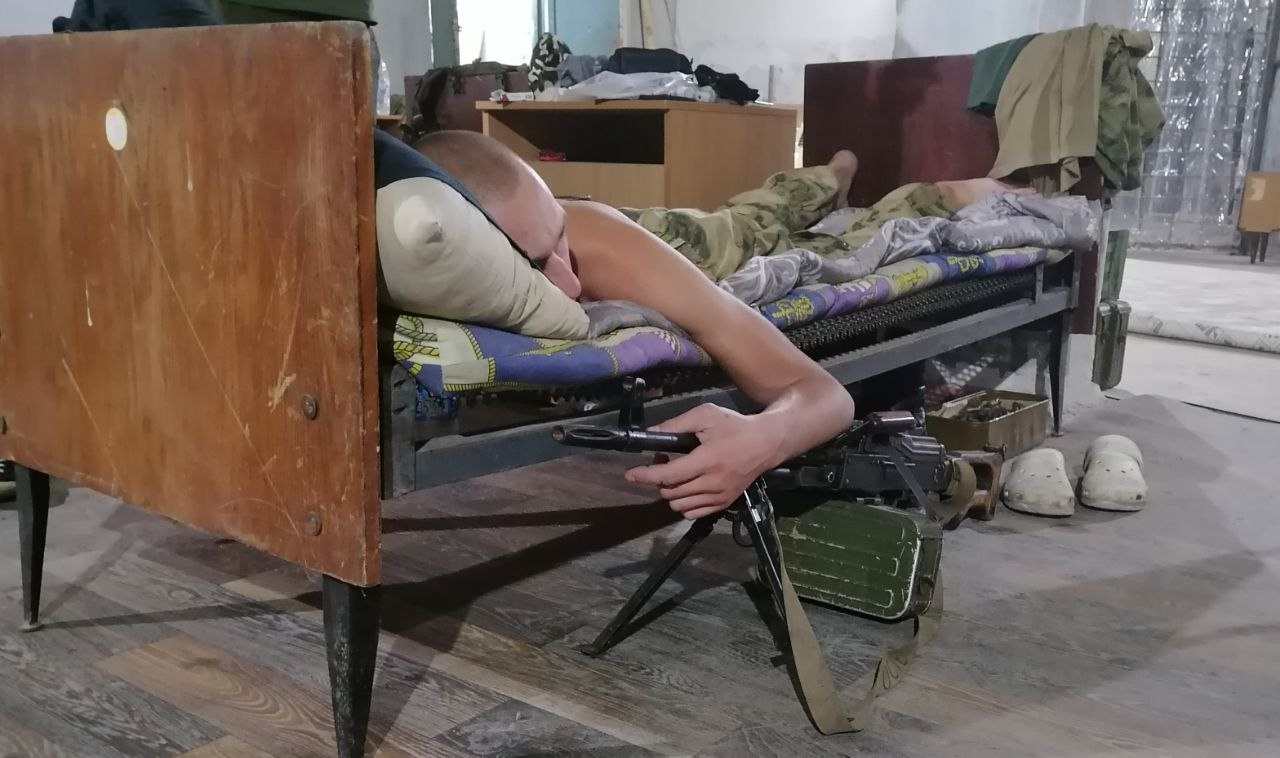 А ещё помним Изюм, в котором год назад стояло наше подразделение