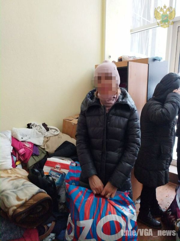 Представители ВГА обеспечили тёплыми вещами жителей Харьковской области, проживающих в городе Воронеж