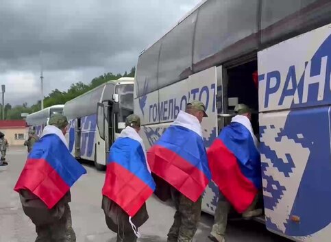 Россия и Украина провели обмен военнопленными Россия и Украина провели обмен военнопленными