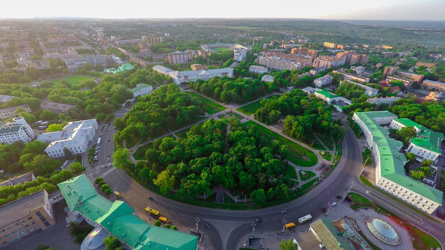 В семи областях Украины объявили воздушную тревогу