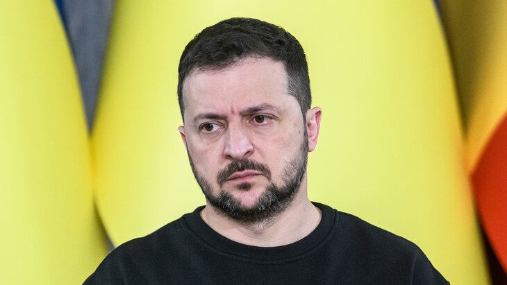 Зеленский заявил о подготовке к новым ударам по РФ Зеленский заявил о подготовке к новым ударам по РФ